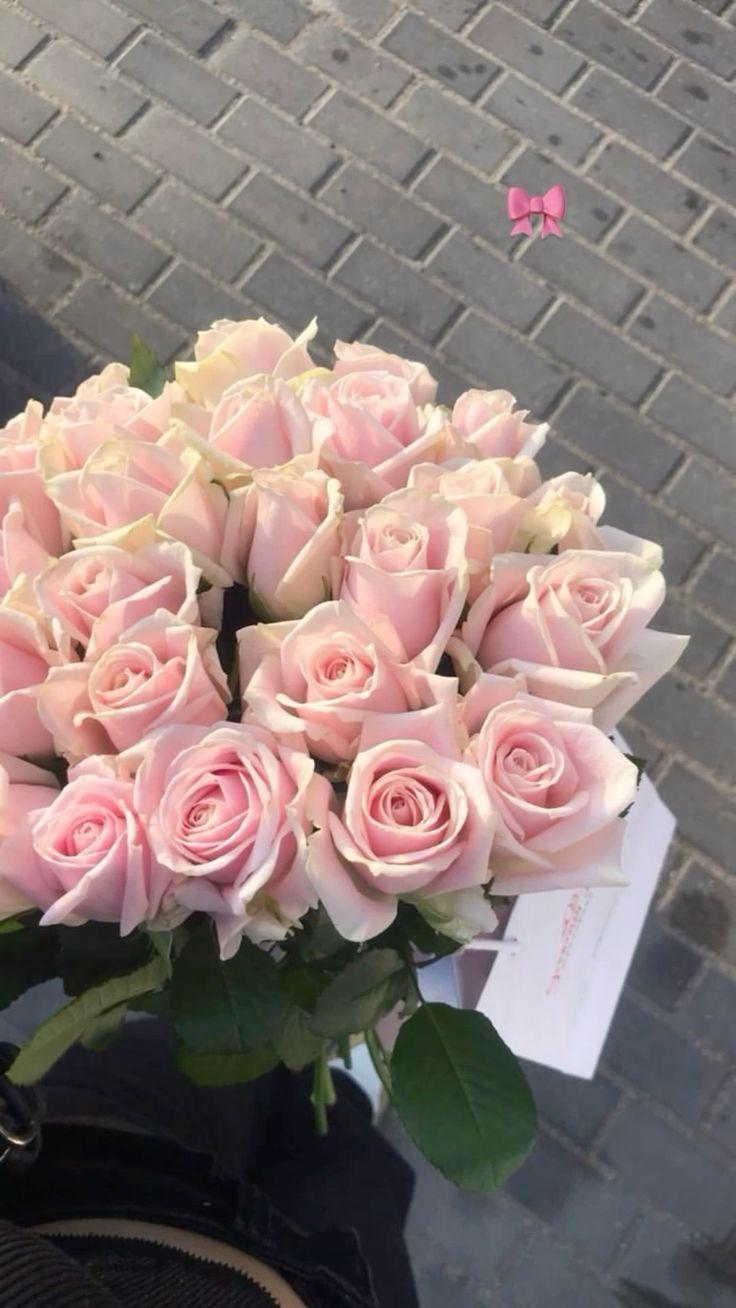 Modern floral design trends